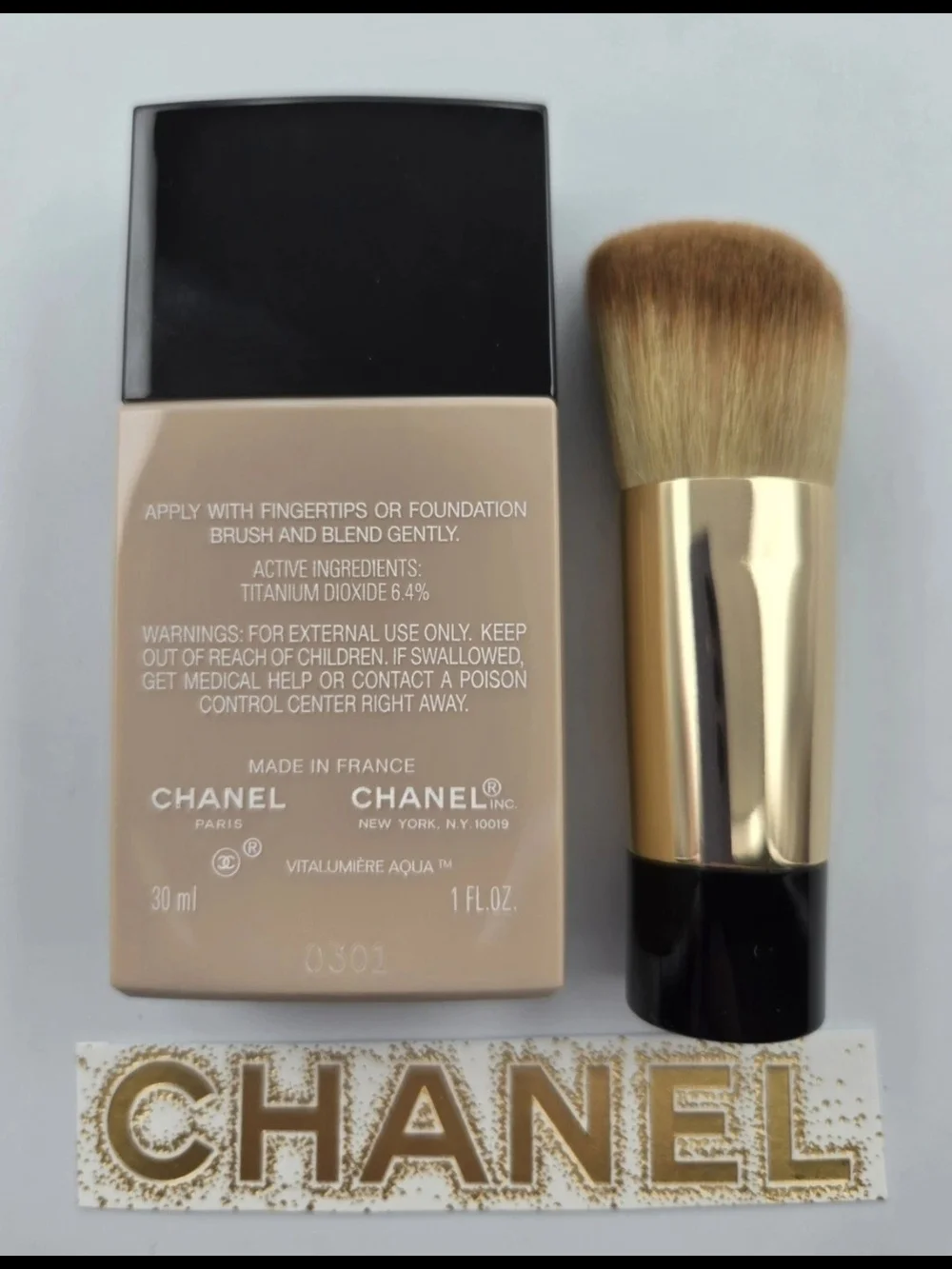 CHANEL VITALUMIERE AQUA 12 BEIGE ROSE Ultra-Light Makeup SPF15 New  Brush No Box